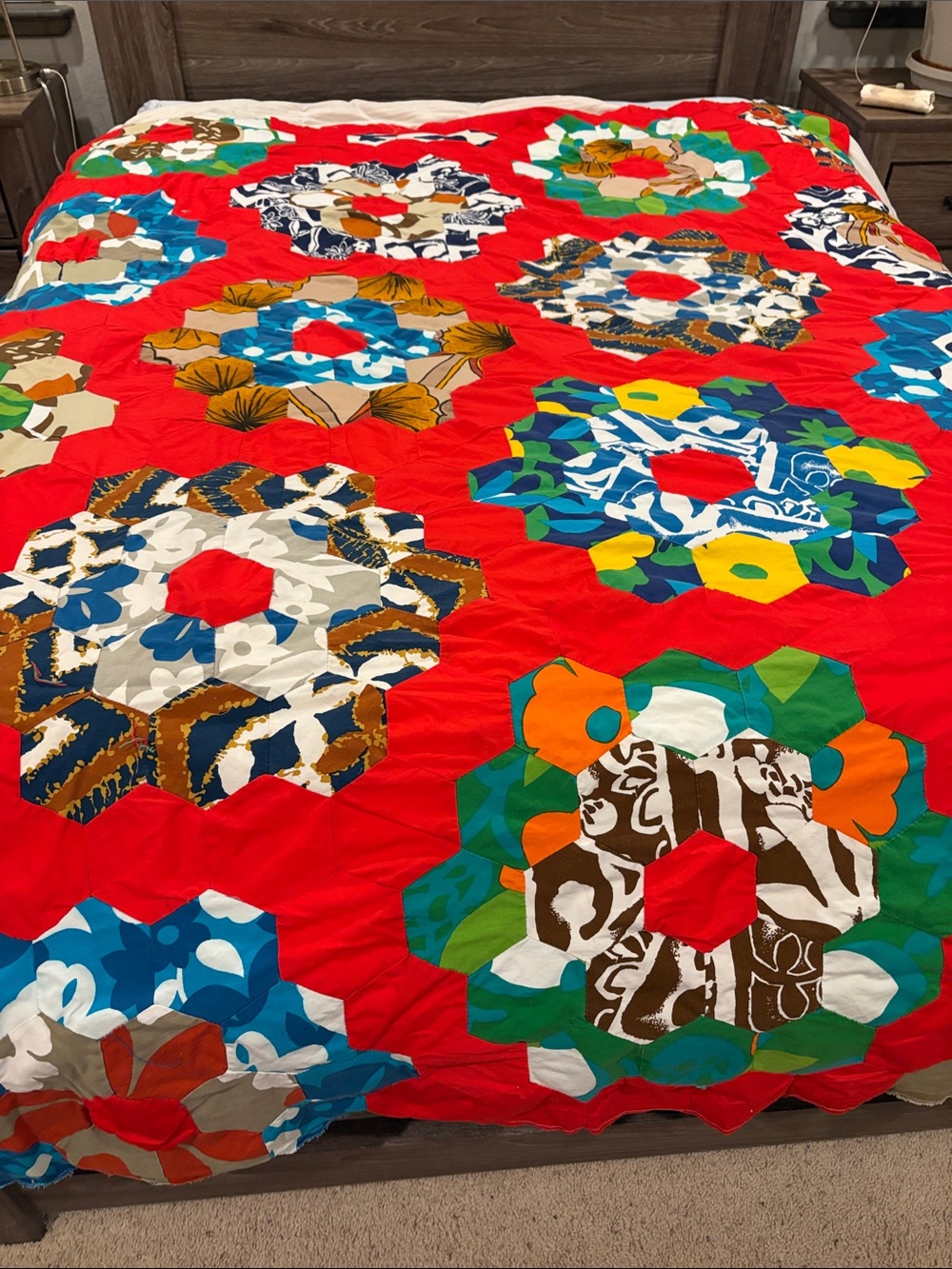 Hand stitched Grandmas Garden Floral Patchwork Quilt Topper 70x84